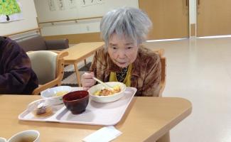残さず食べますよ