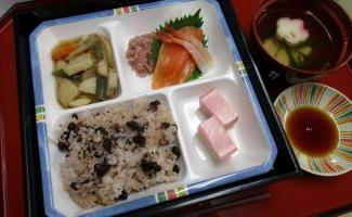 創立御膳でお刺身