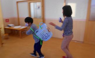 逃げろ～！！待って～！！