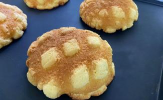 バター香るブリオッシュメロンパン🍞