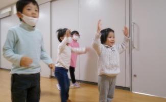 きっきっきのこ～♪