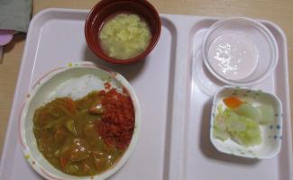 カレーです。美味しそうですね！