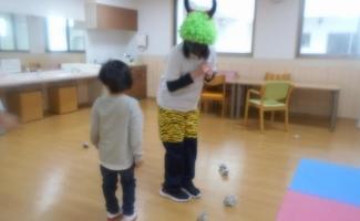 オニをやっつけろ～！！