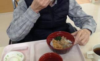 いっぱい食べて下さい(#^.^#)
