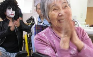踊りが始まると、とても素敵な笑顔が！！！