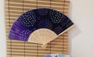 夏と花火を連想できる。良いセンス！！