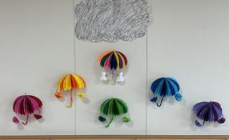 こちらはカラフルな傘です🌂