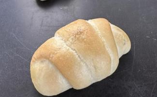 甘じょっぱい塩パンができました😄