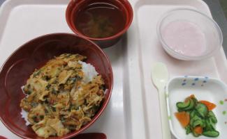 豚キムチ丼（Aメニュー）