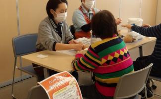 大人気！ハンドマッサージ