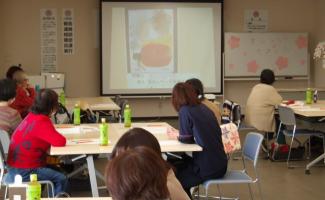 昔の広告の芸能人の名前？